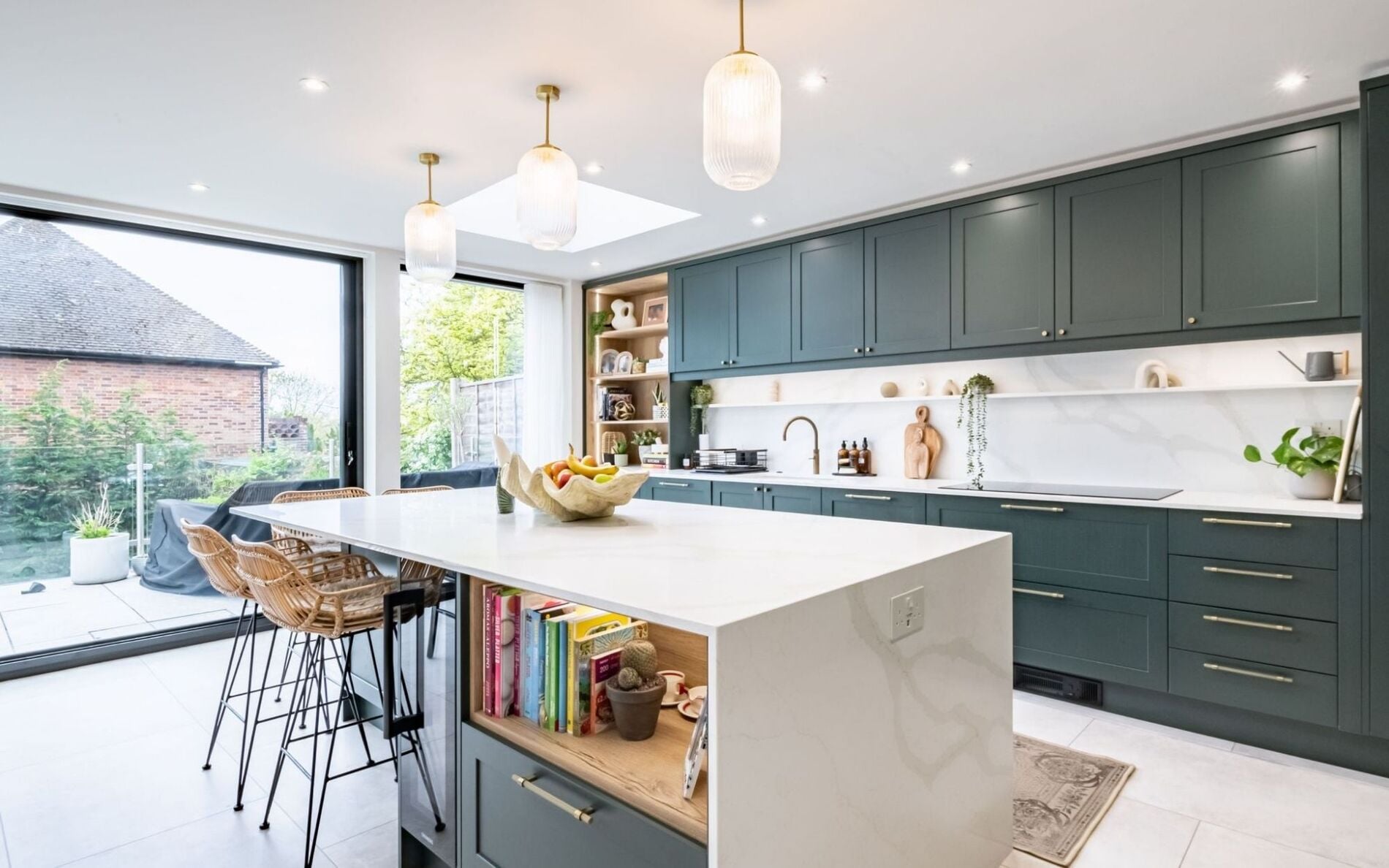 Aldana Kitchen in Deep Forest by Kitchen Ergonomics
