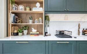 Aldana Kitchen in Deep Forest by Kitchen Ergonomics