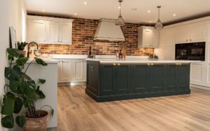 Belgravia Kitchen in Shell and Deep Forest by Stag Kitchens