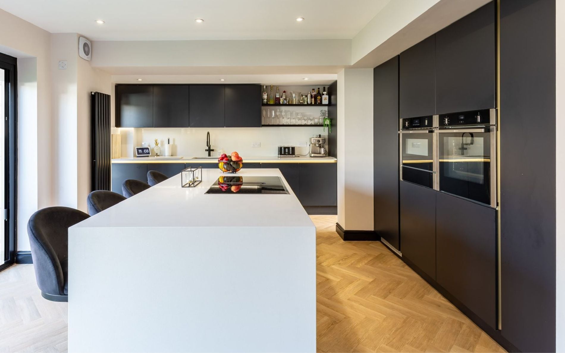 Zola Matte Kitchen in Carbon and Vintage Pink by Kitchen Ergonomics