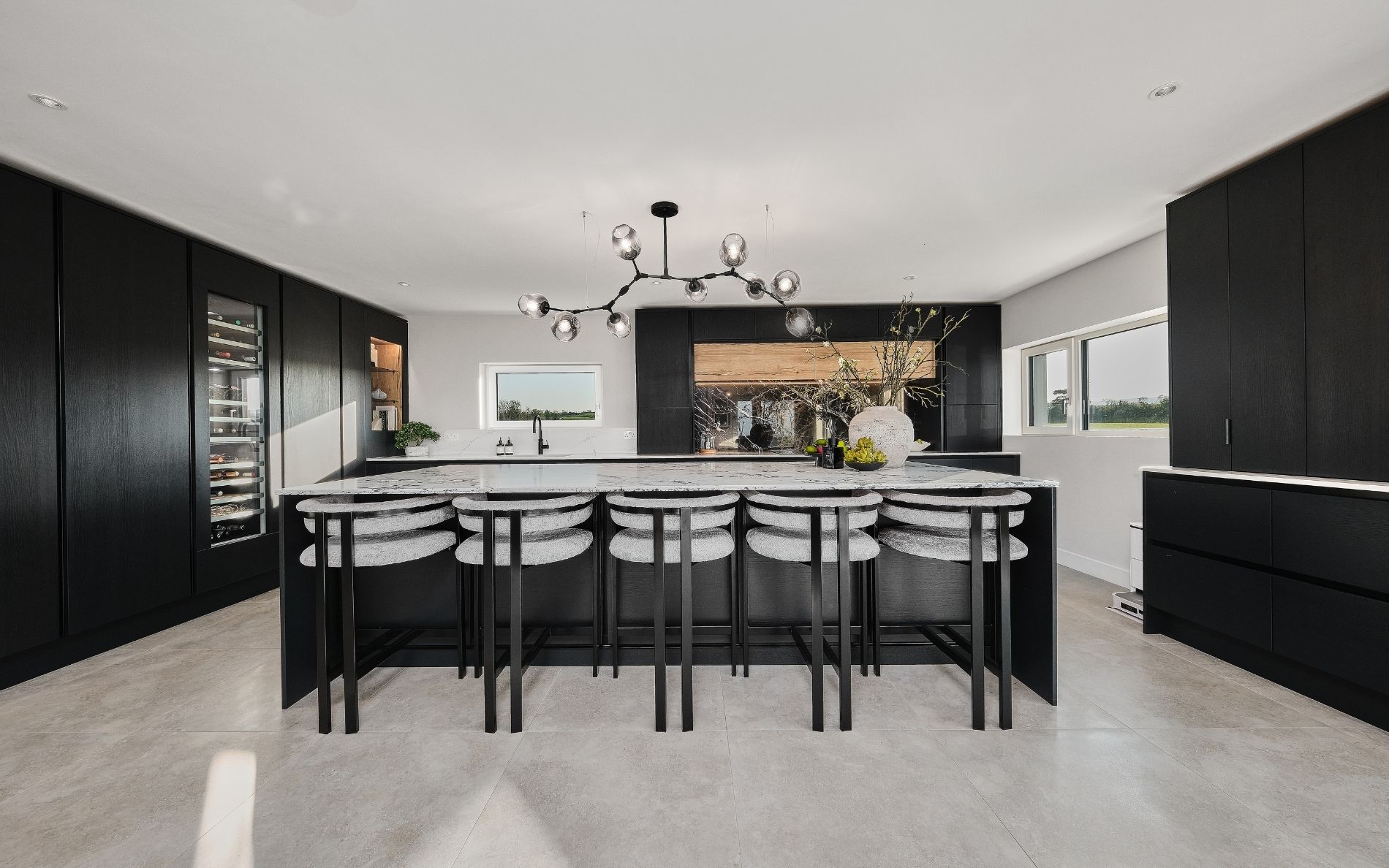 Tavola Kitchen in Hacienda Black by Exorna