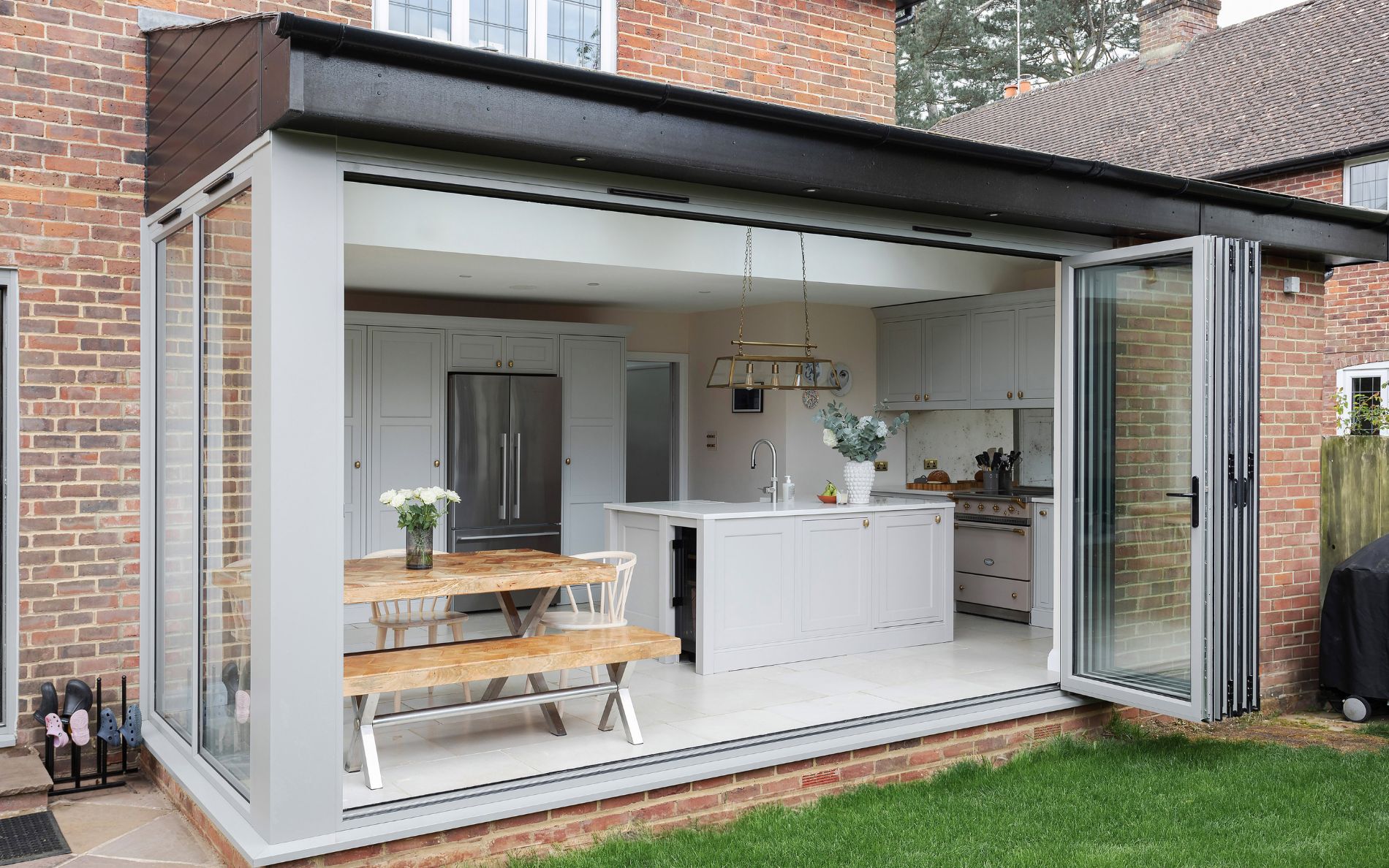 Belgravia Kitchen in Light Grey & Cashmere by Ella Austin Kitchens