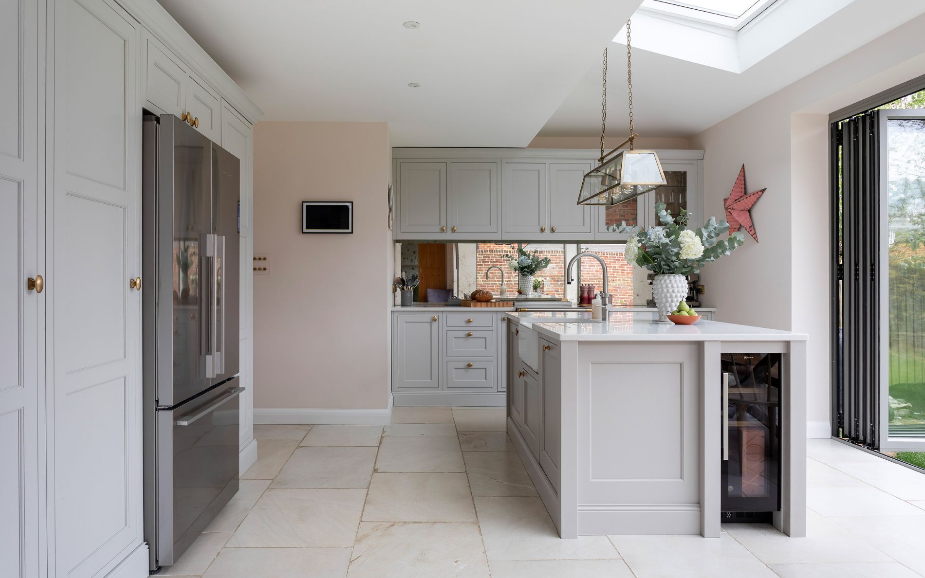 Belgravia Kitchen in Light Grey & Cashmere by Ella Austin Kitchens