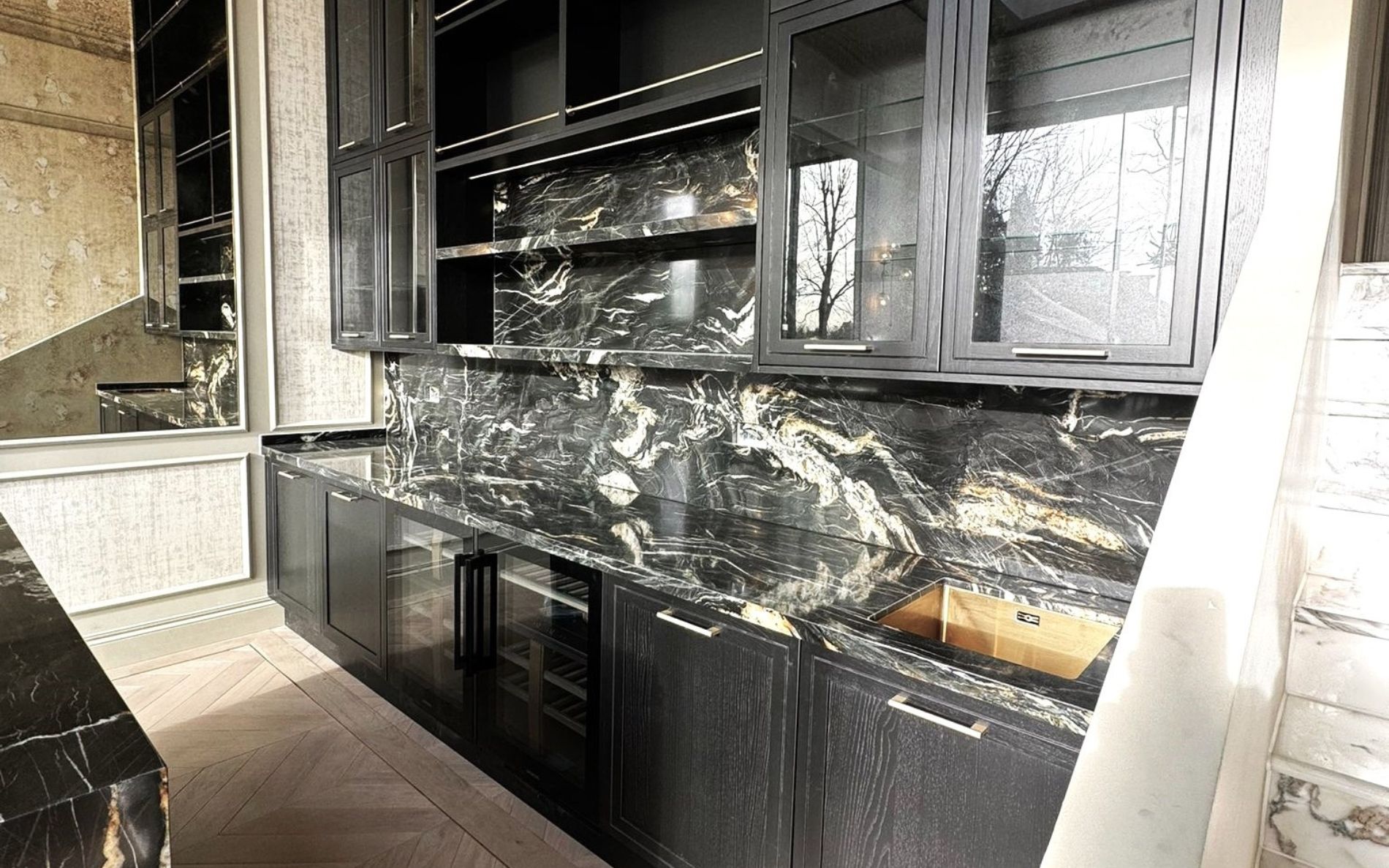 Arrington Kitchen in Cannon Black by Lemongrass Kitchens