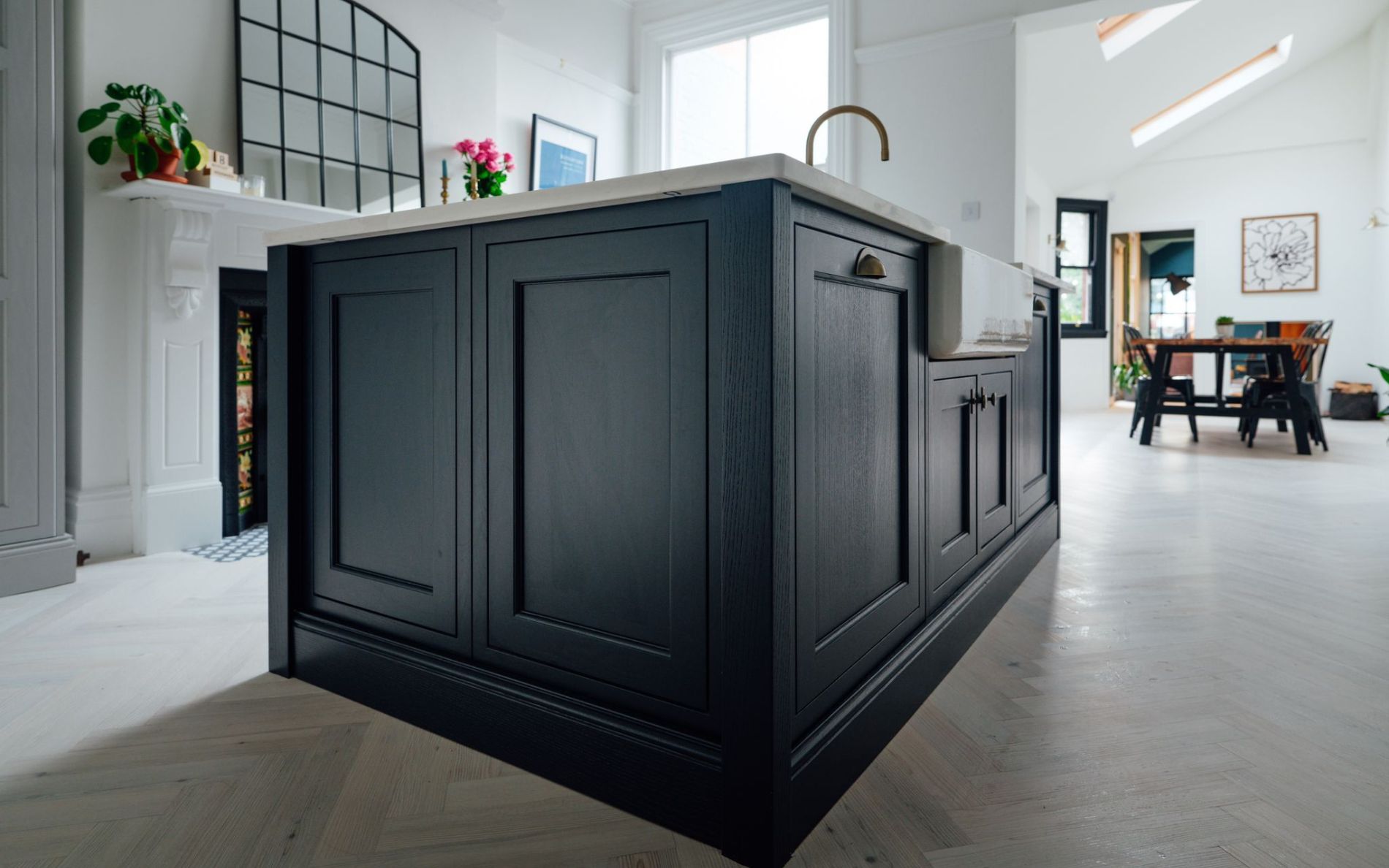 Belgravia Kitchen in Light Grey & Slate Blue by The Appliance Gallery