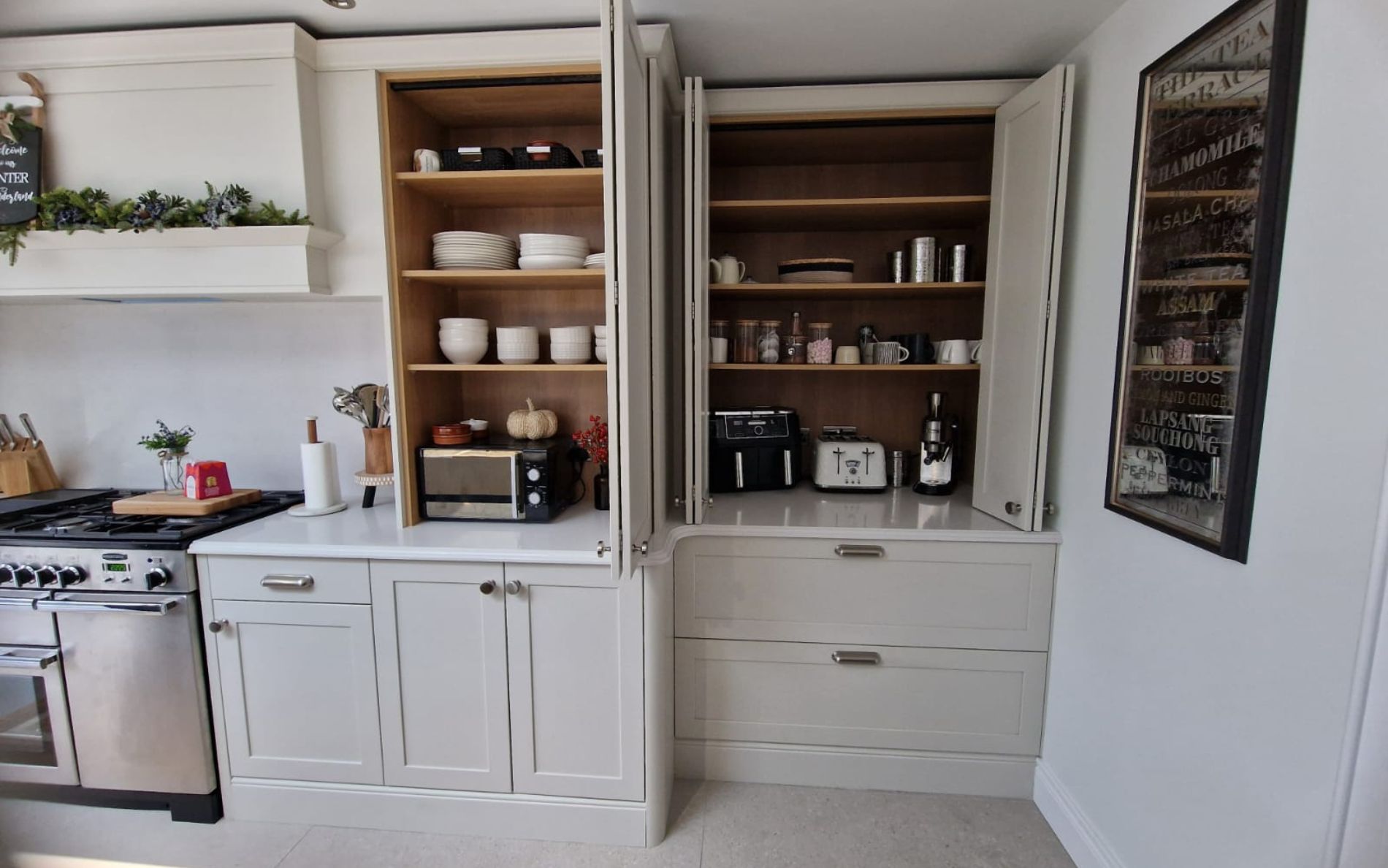 Aldana Kitchen in Shell & Cannon Black by Timeless Kitchens