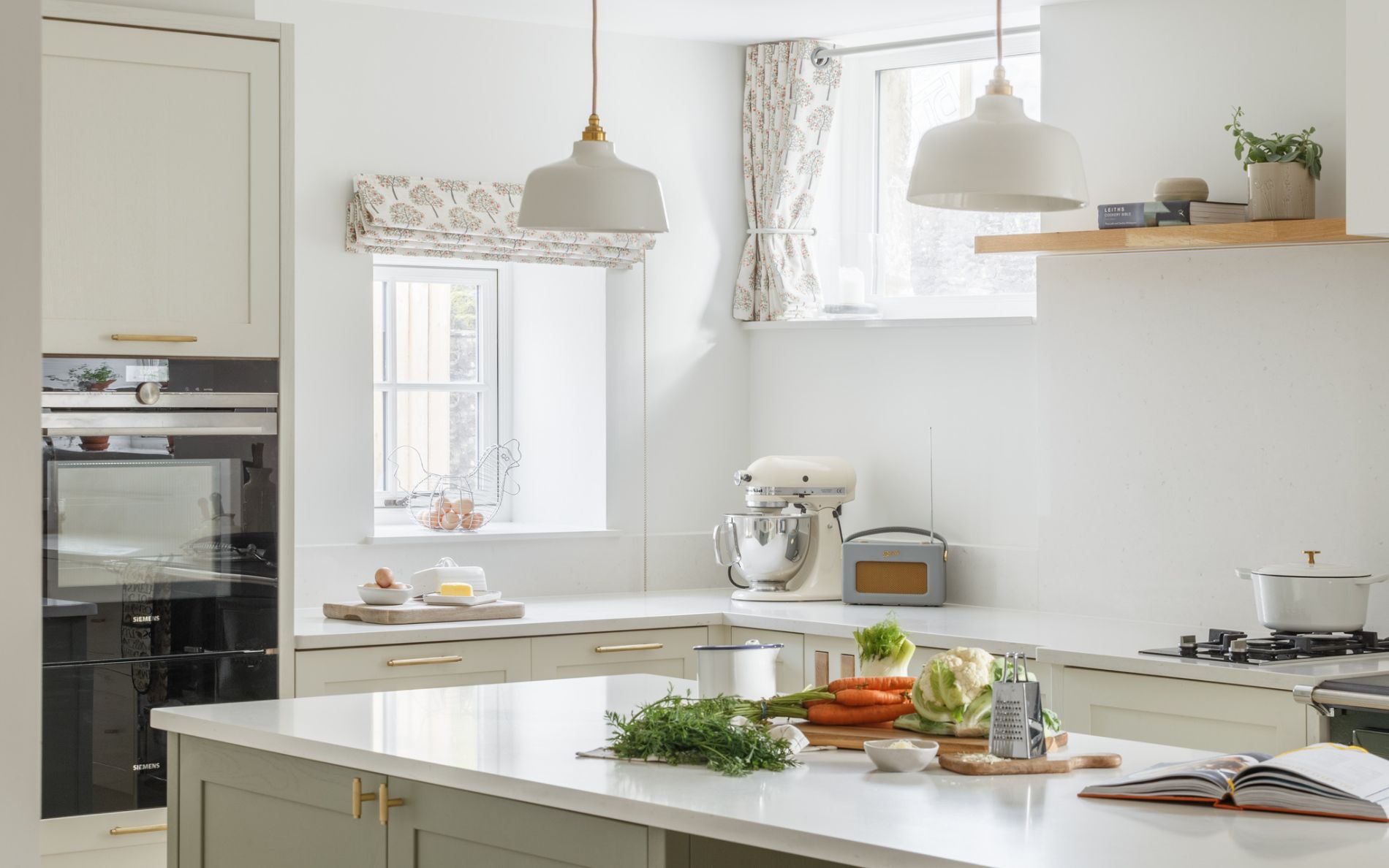 Aldana Kitchen in Porcelain & Cardamom by Studio Nest