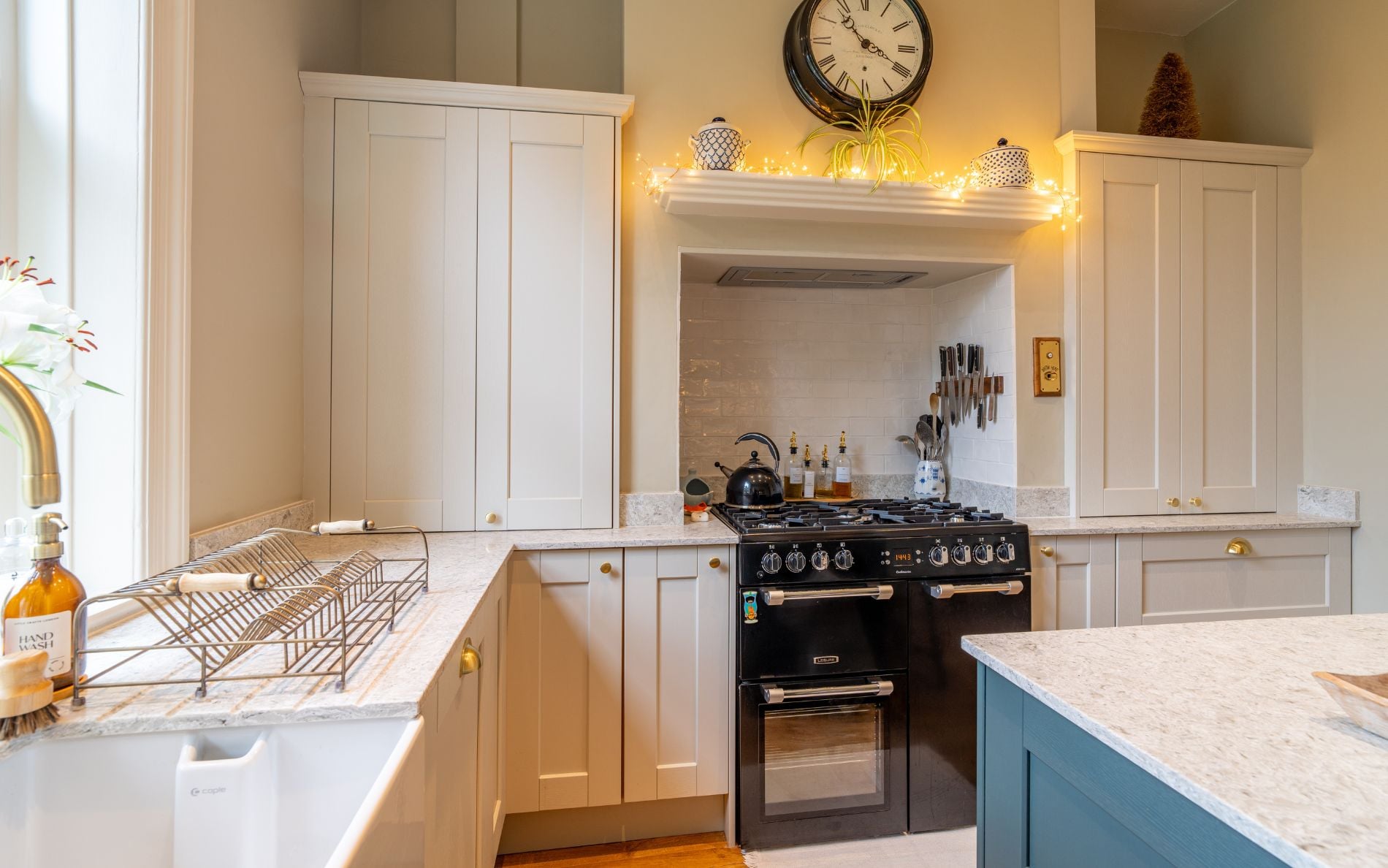 Kensington Kitchen in Mussel & Heritage Green by Creating Spaces