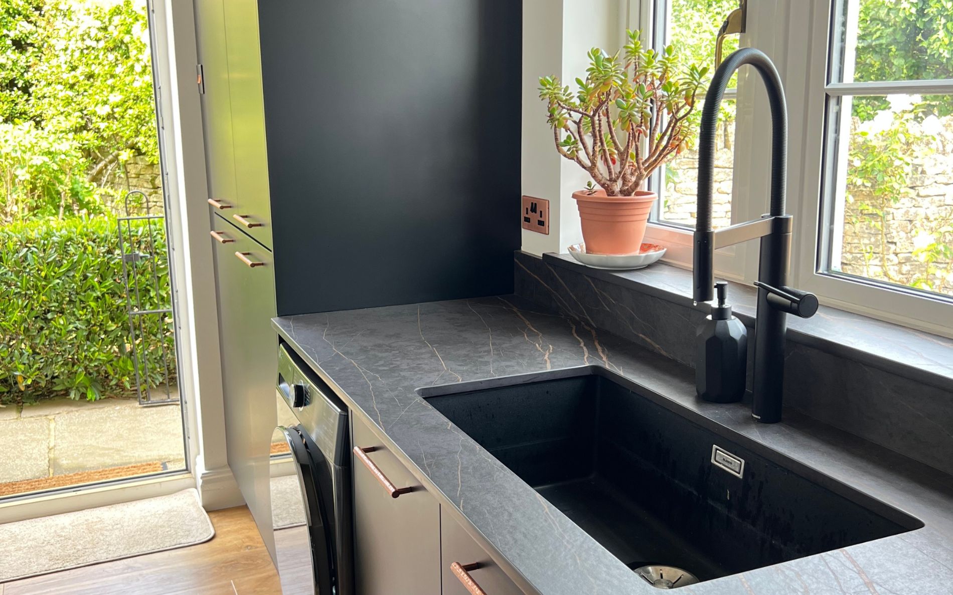 Zola Soft-Matte Kitchen in Graphite by Saturn Interiors