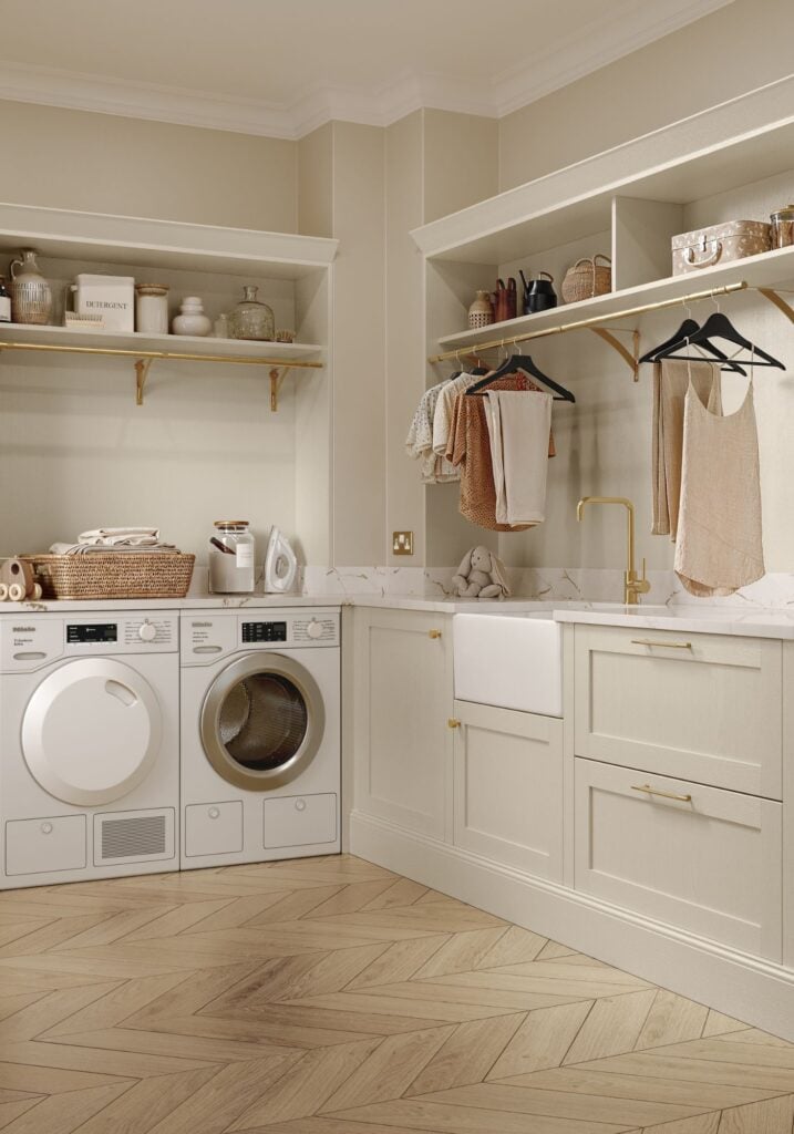 Newcombe Kitchen in Taupe Grey