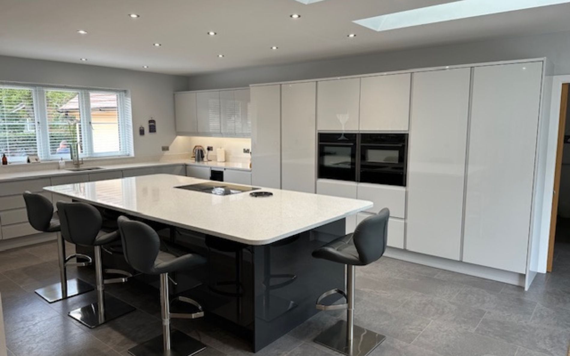 Strada Gloss Kitchen in Light Grey & Graphite by DCL Kitchens