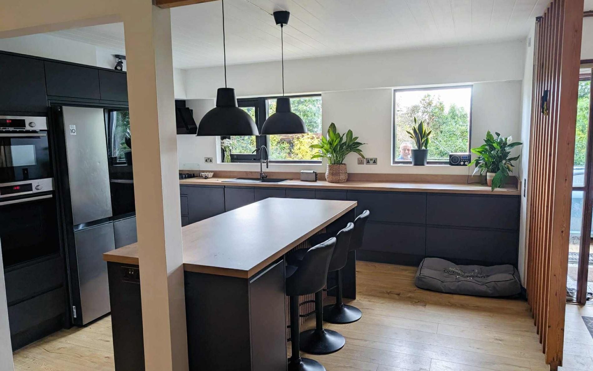 Strada Matte Kitchen in Graphite by Hanna Bros