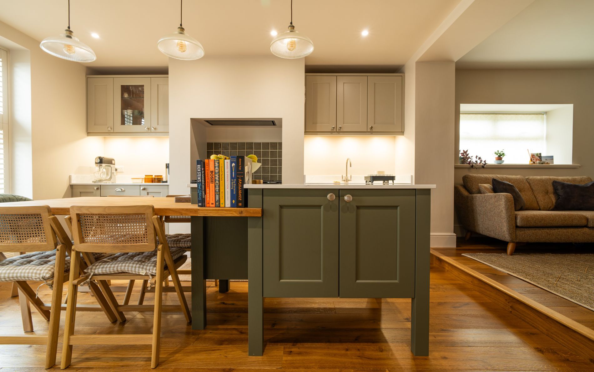 Wakefield Kitchen in Stone & Willow by Creating Spaces