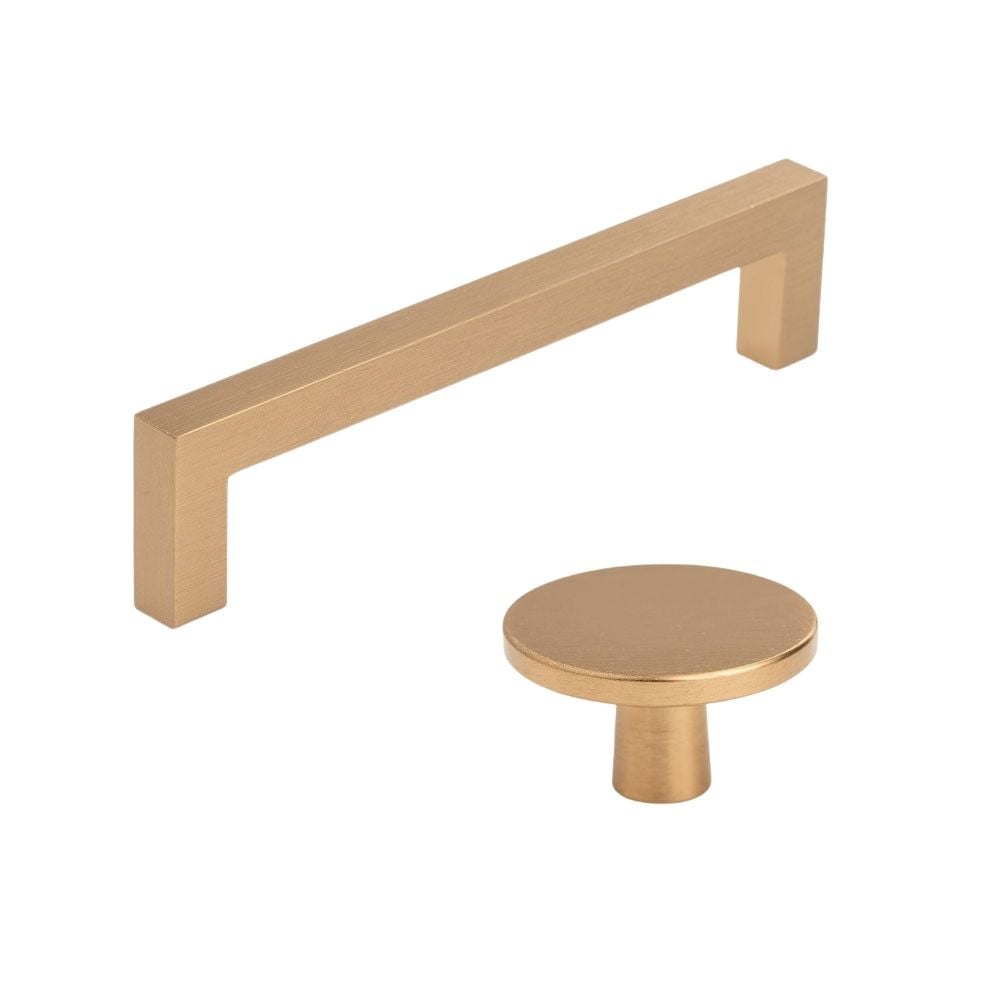 Brushed Brass D-Handle and Knob | STORI