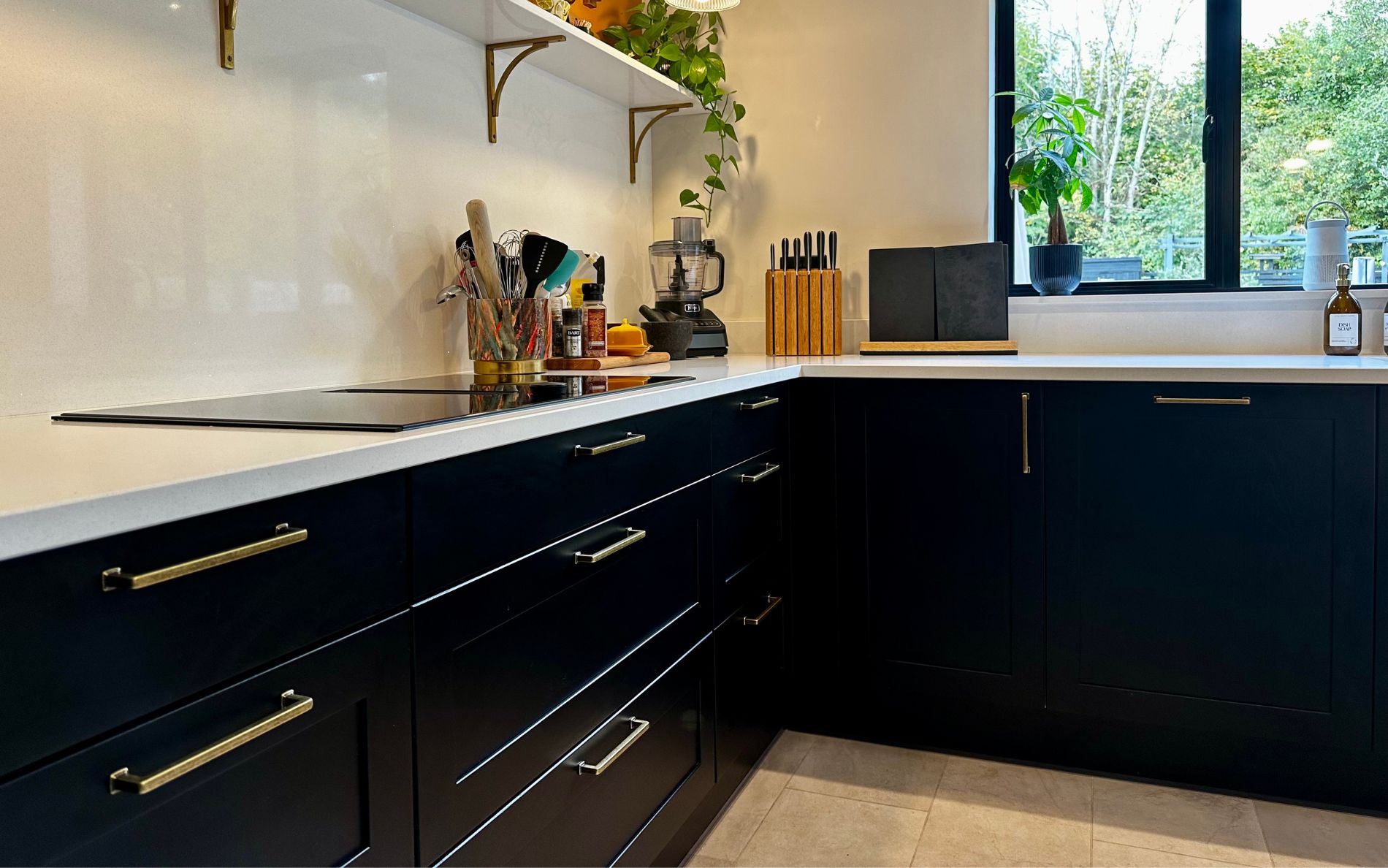 Aldana Kitchen in Cannon Black by Roma Interiors