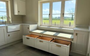 Winslow Utility Room in Shell by Broomside Design