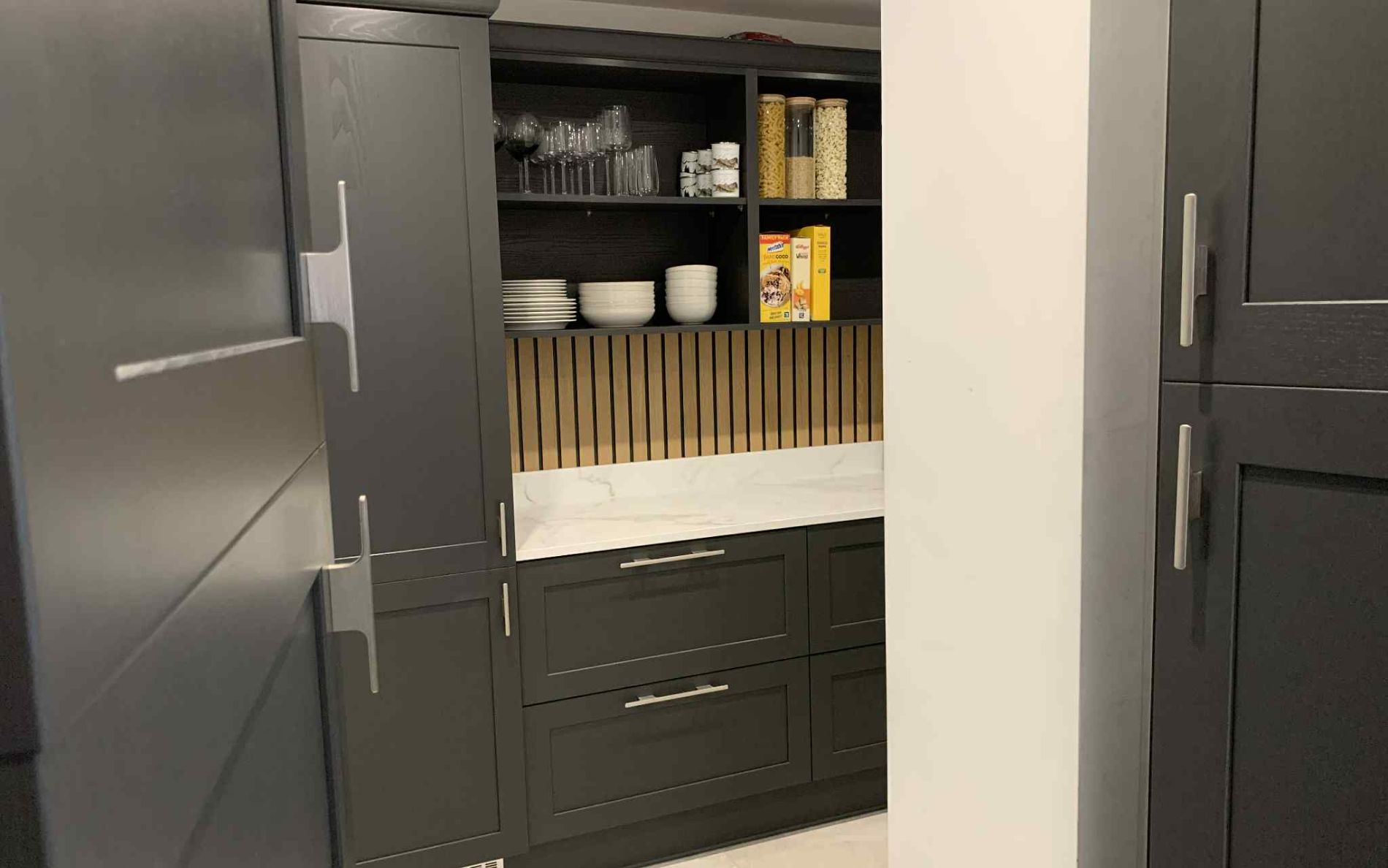 Aldana & Tavola Kitchen in Graphite & Parched Oak by Hanna Bros