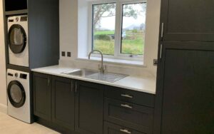 Aldana & Tavola Kitchen in Graphite & Parched Oak by Hanna Bros