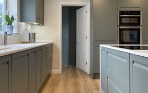 Harborne Kitchen in Reed Green by Walrow Kitchens