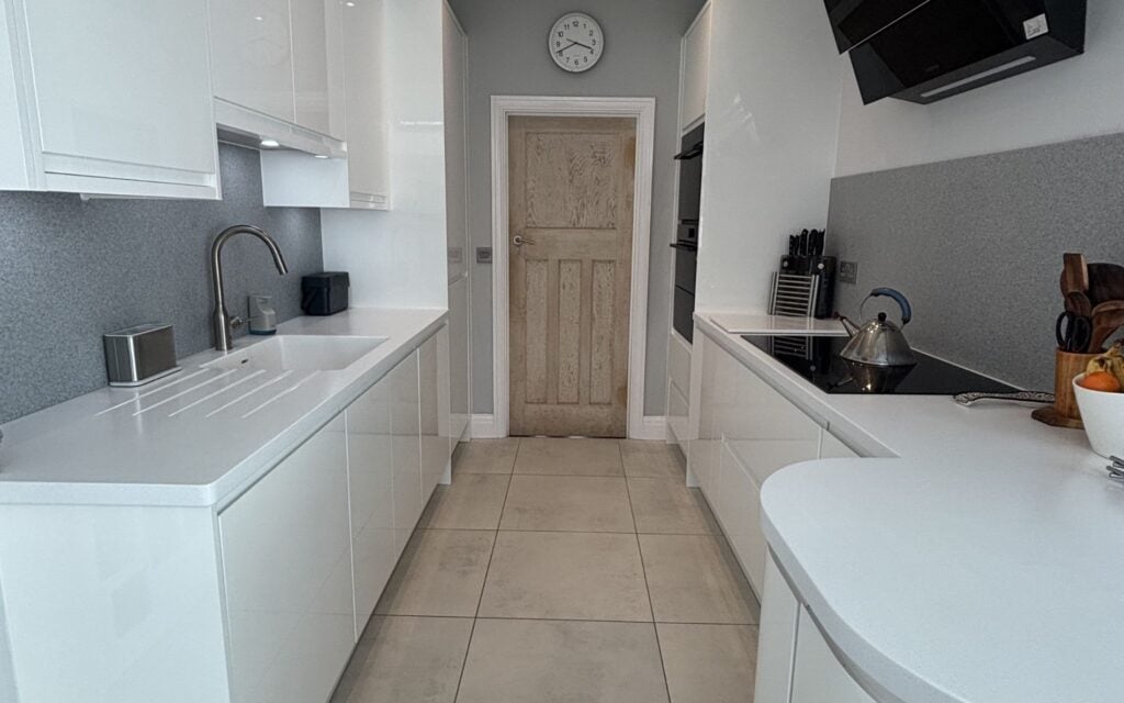 Strada Gloss, Mr & Mrs Caney, Weston-Super-Mare