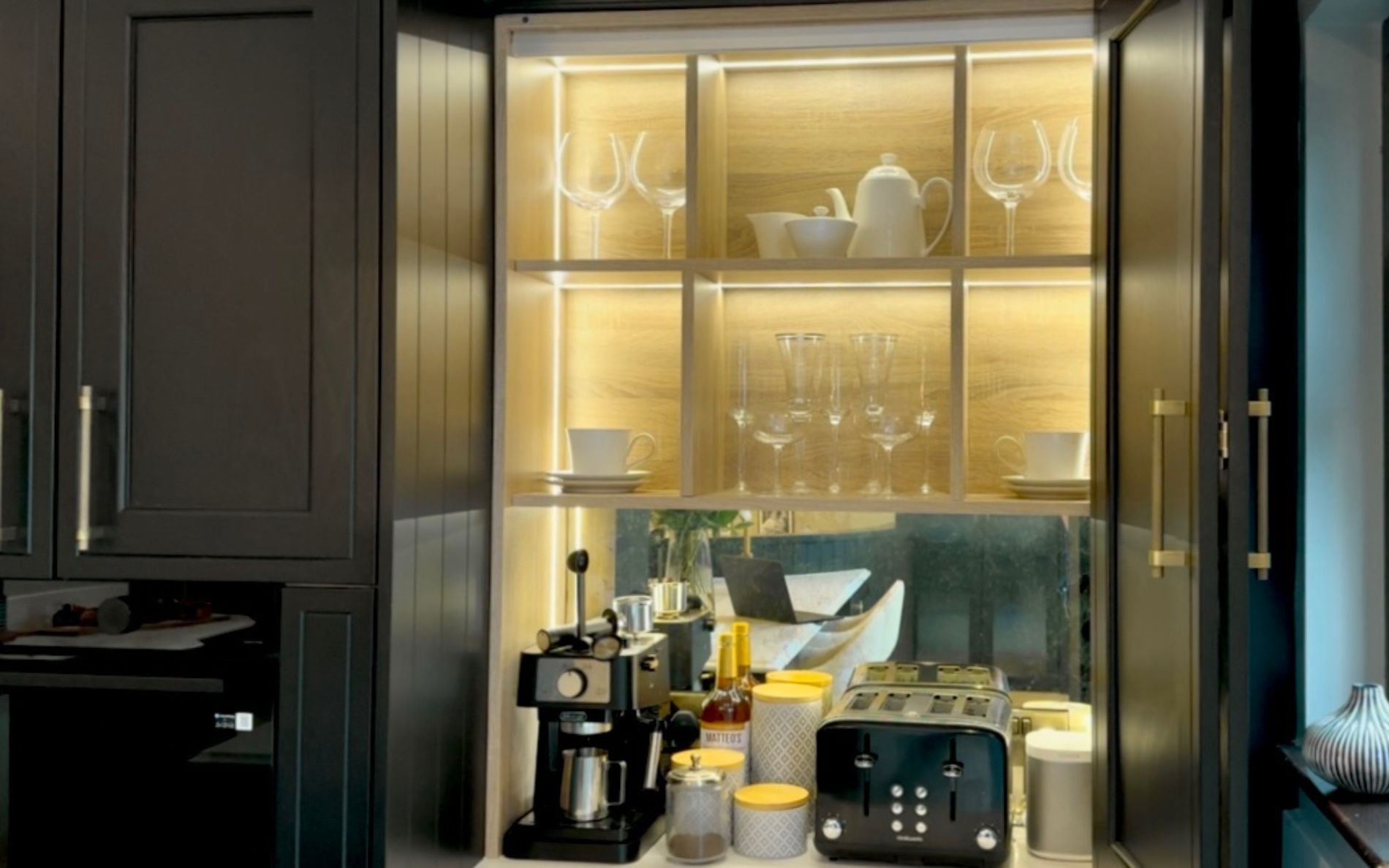 Winslow Kitchen in Cannon Black by Roma Interiors