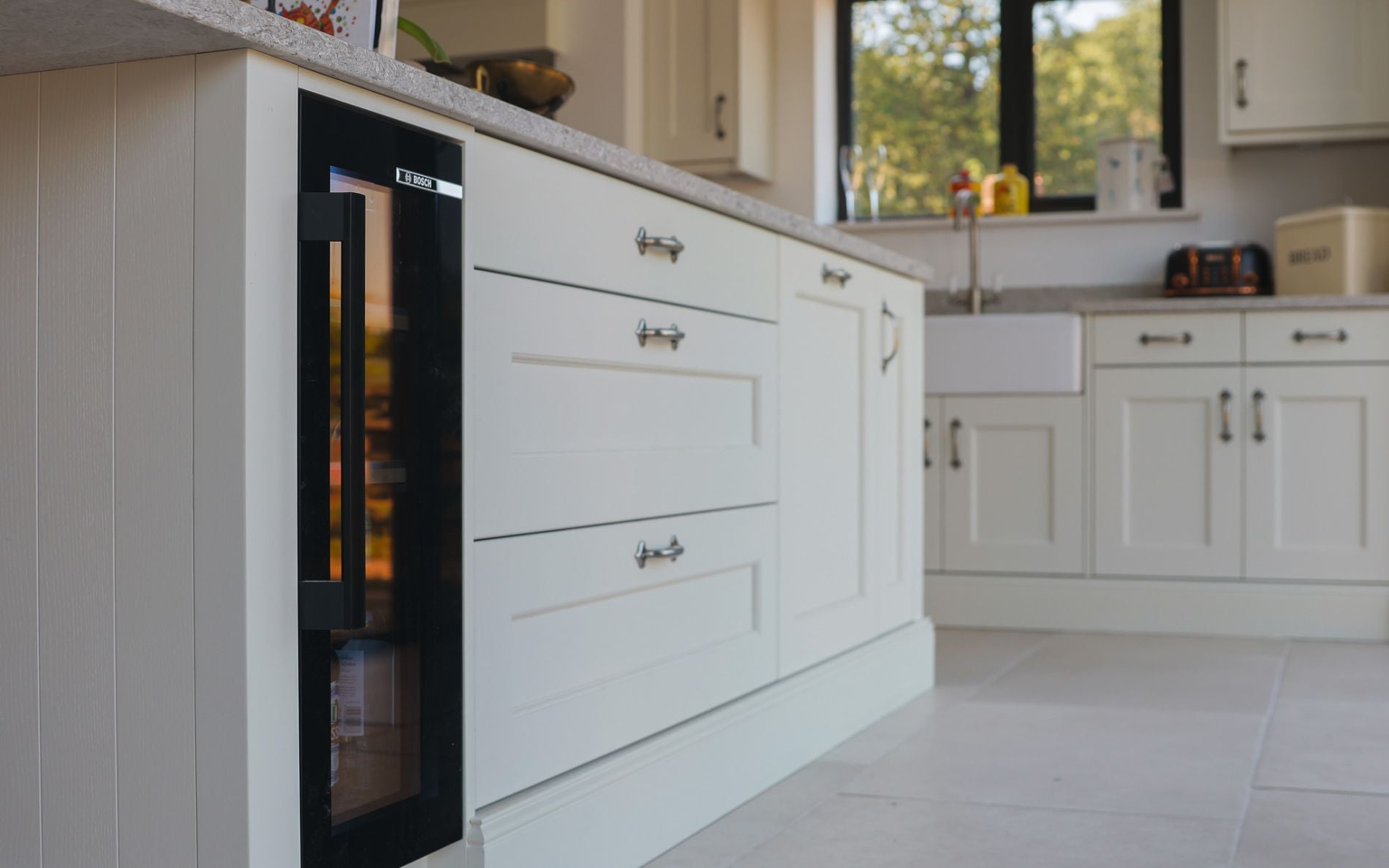 Wakefield Kitchen in Porcelain by Tootell & Co