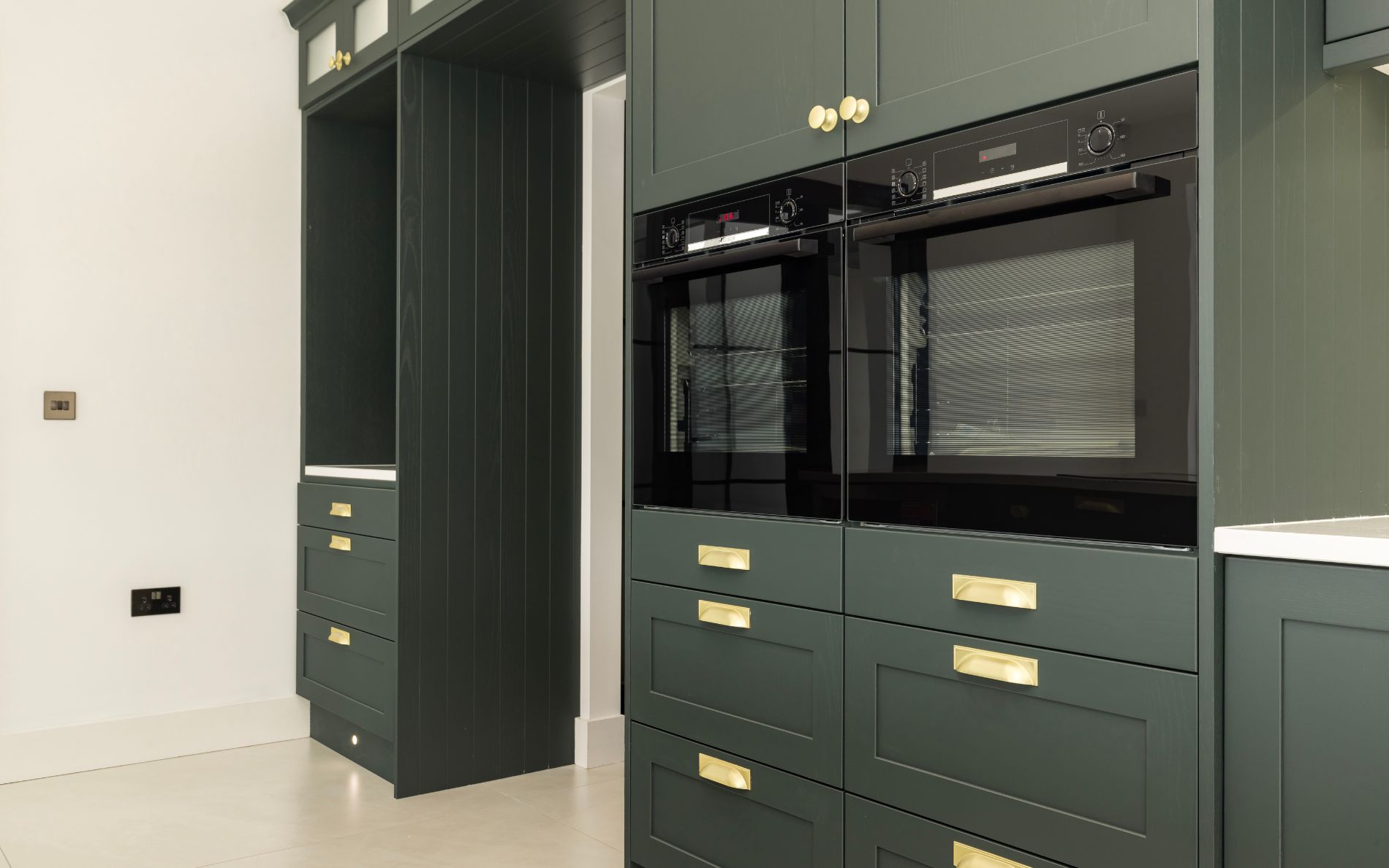 Aldana Kitchen in Deep Forest by Fords Fitted Kitchens