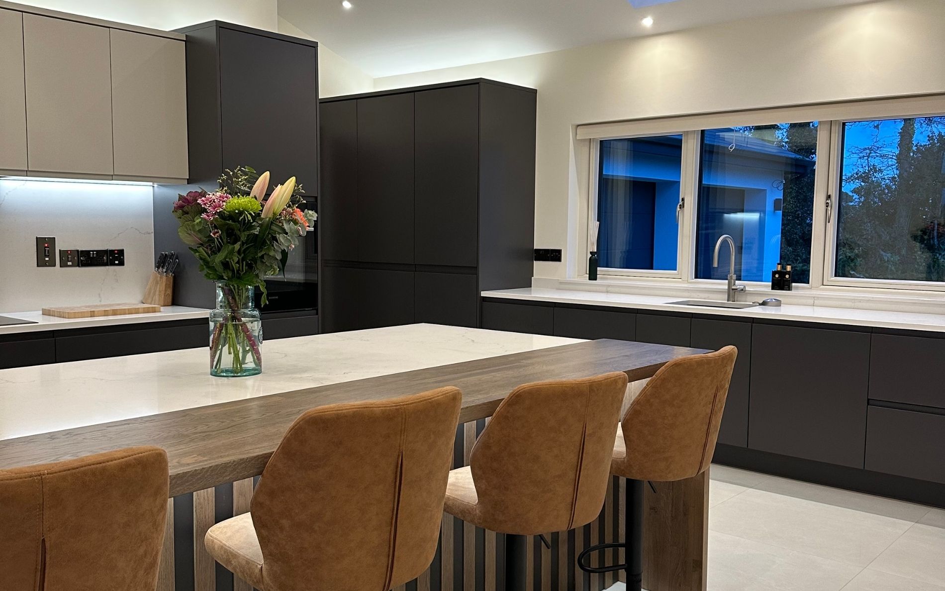 Strada Matte Kitchen in Graphite & Light Grey by LA Kitchens