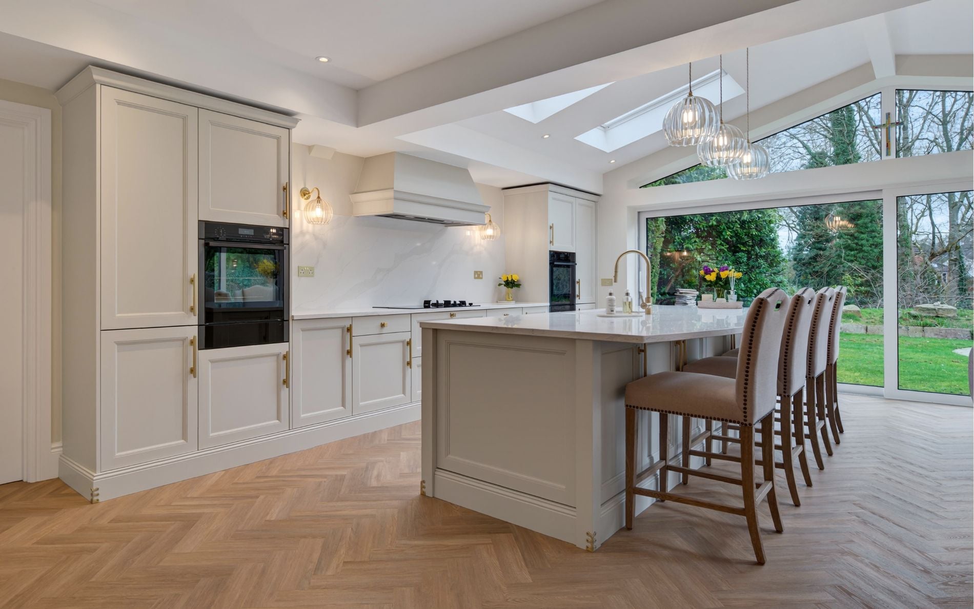 Lawrenson Kitchen in Shell by Portfolio Kitchens