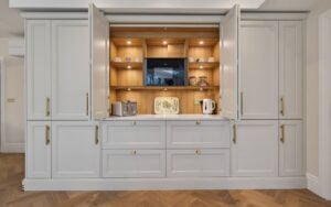 Lawrenson Kitchen in Shell by Portfolio Kitchens