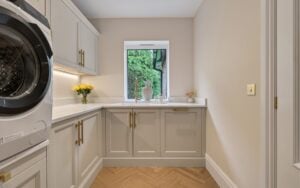 Lawrenson Kitchen in Shell by Portfolio Kitchens