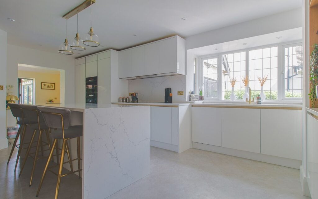 Zola Gloss Kitchen in White by Tootell & Co